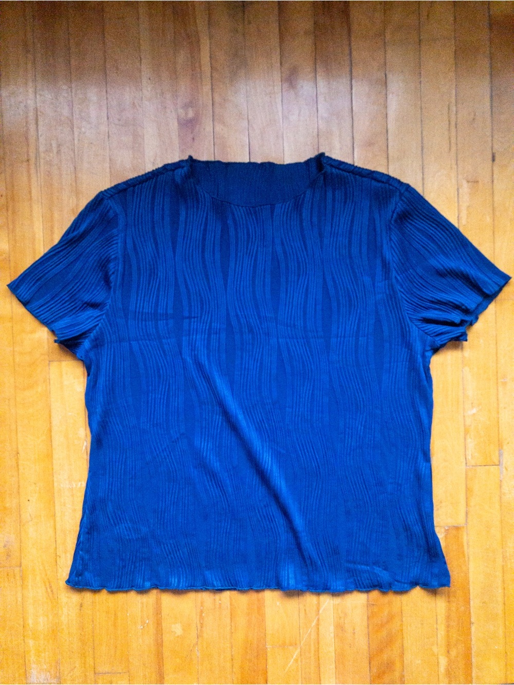 Women's Navy Short-Sleeve Textured Tee